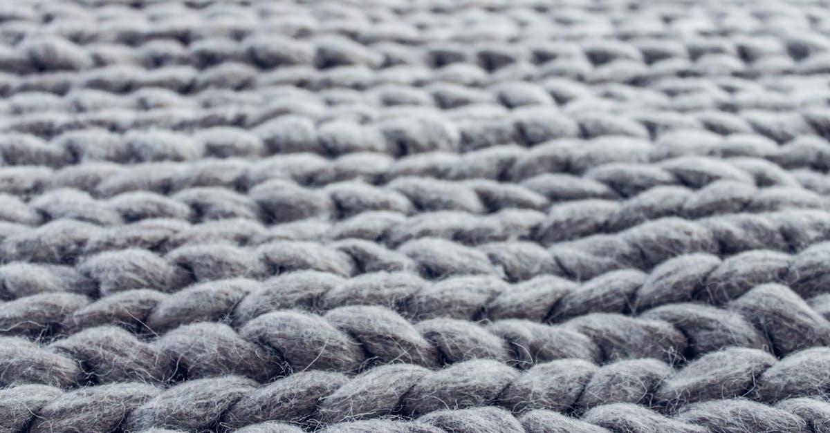 Mastering the Social Network of Knitting: Cable Knit, Support, Lace, Double