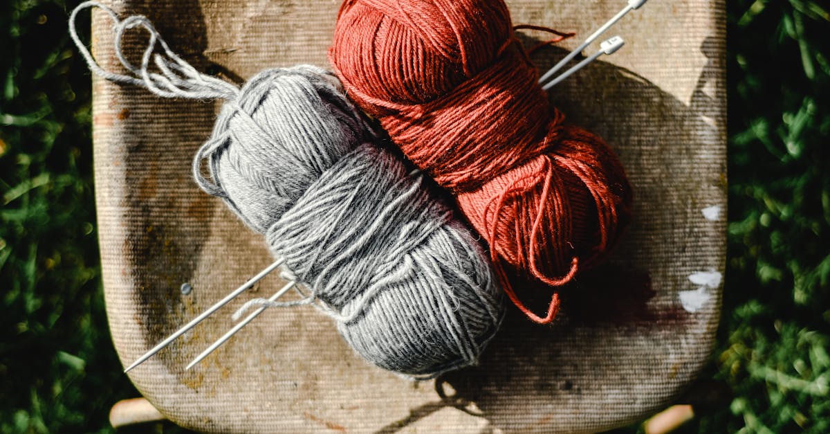 19 Essential Foundations for Starting a Knitting Business: Intarsia and Entrelac Knitting Insights